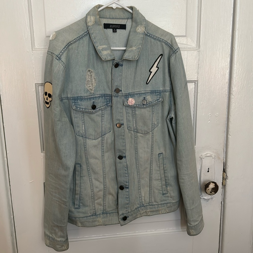 Elwood distressed denim jacket XL